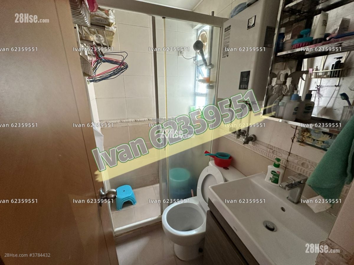 Kai Yee Court Sell 2 Bedrooms , 1 Bathroom 313 ft²
