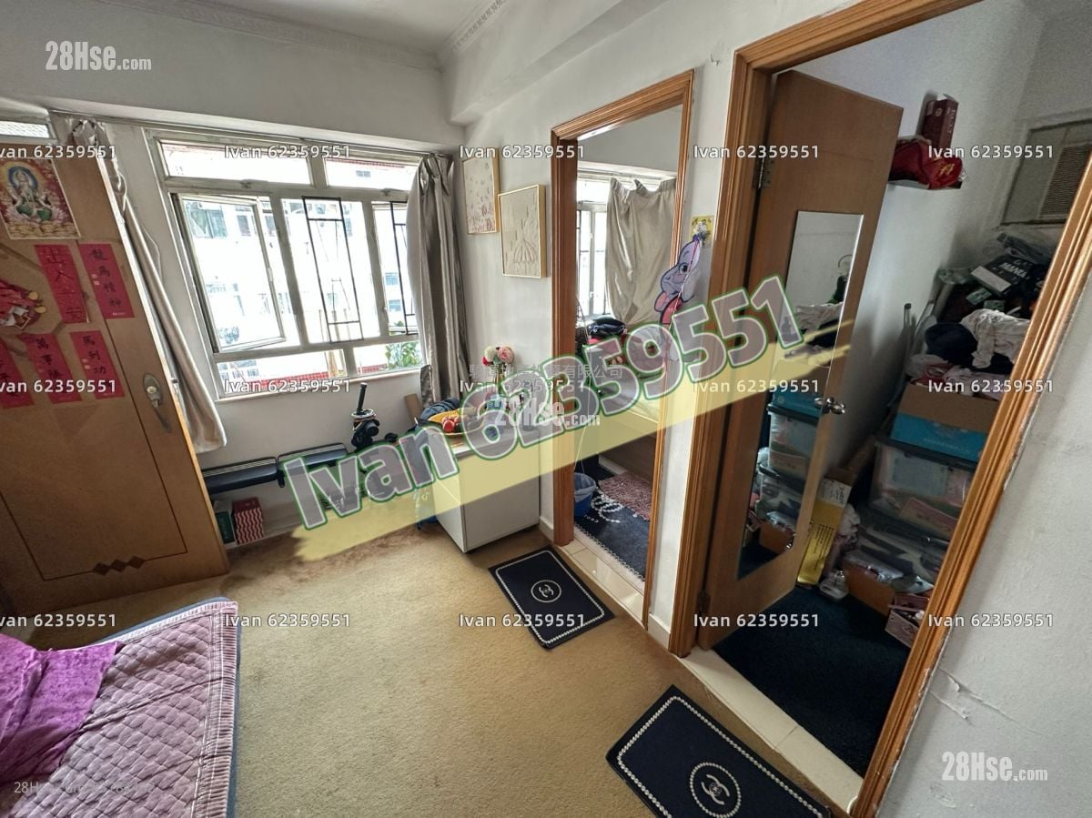 Kai Yee Court Sell 2 Bedrooms , 1 Bathroom 313 ft²