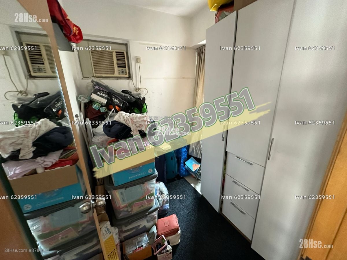 Kai Yee Court Sell 2 Bedrooms , 1 Bathroom 313 ft²