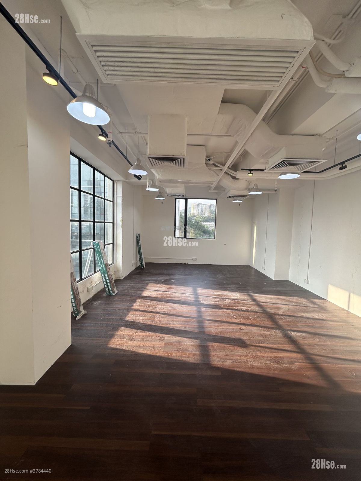 永义广场 租盘 613 平方尺