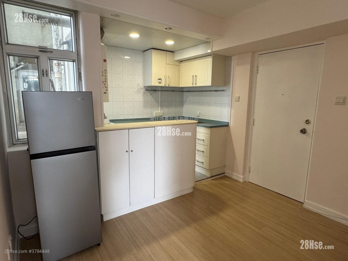 湾景中心大厦 租盘 开放式间隔 , 1 浴室 357 平方尺