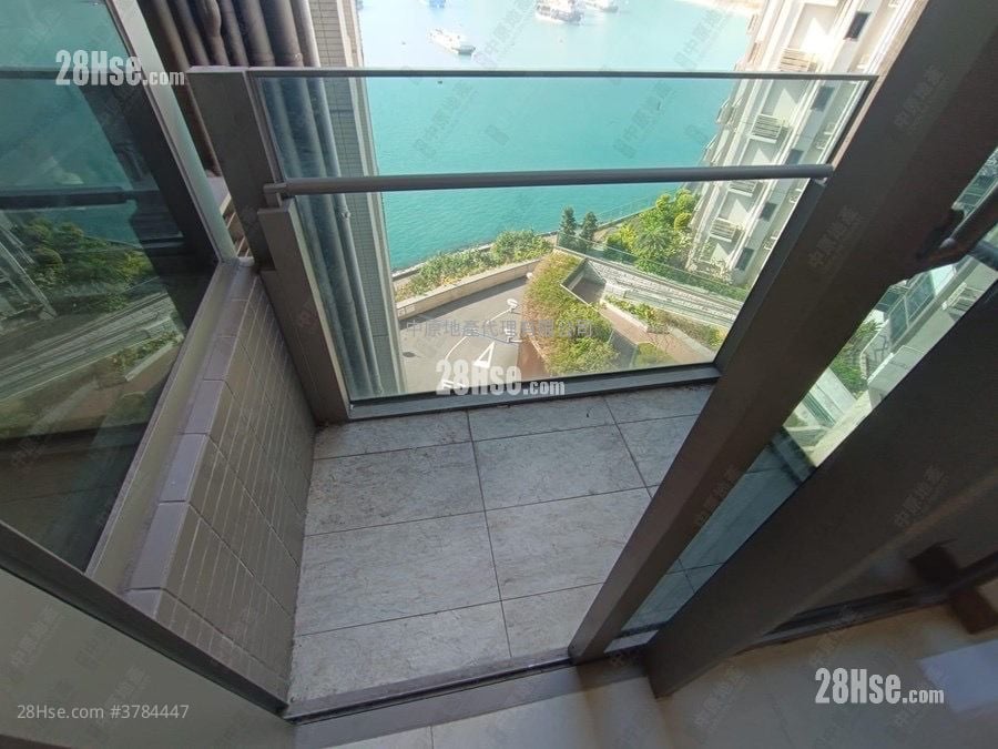 Ocean Pride Sell 2 Bedrooms 527 ft²