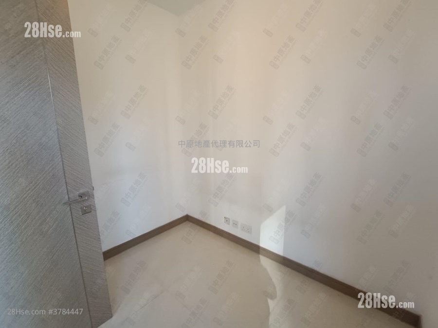 Ocean Pride Sell 2 Bedrooms 527 ft²