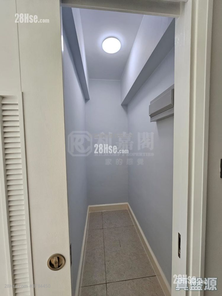 名城 售盘 3 房 , 2 浴室 786 平方尺