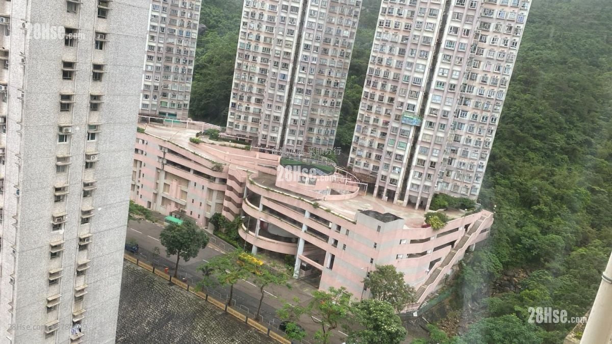 Kingsford Terrace Sell 3 Bedrooms , 1 Bathroom 592 ft²