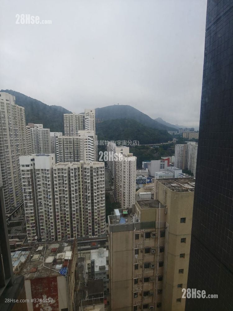 Heya Star Sell 2 Bedrooms , 1 Bathroom 520 ft²