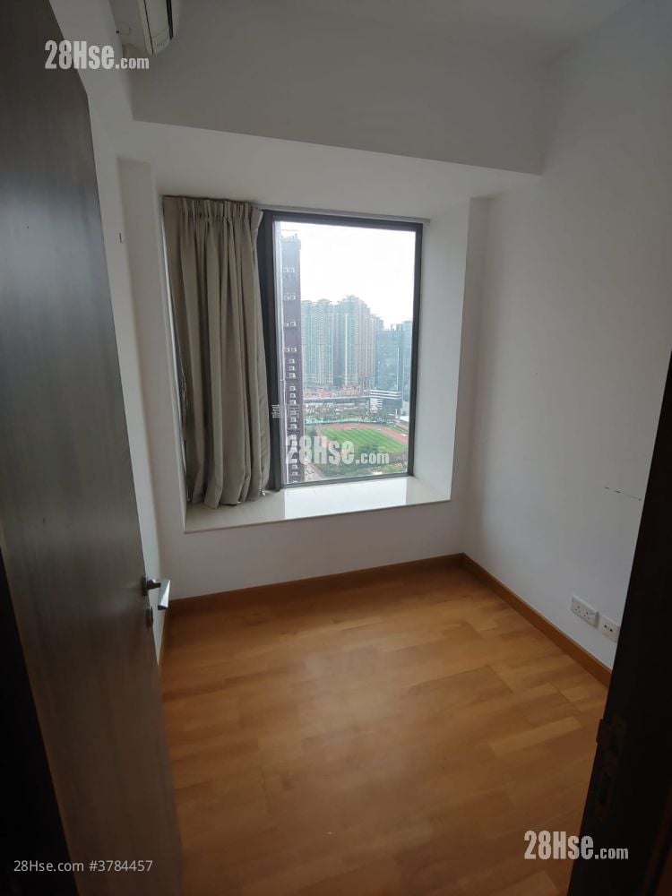 Heya Star Sell 2 Bedrooms , 1 Bathroom 520 ft²