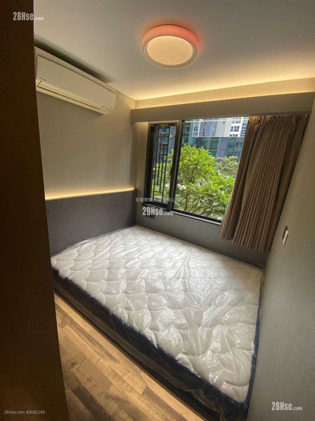 富利来大厦 租盘 1 房 , 1 浴室 225 平方尺