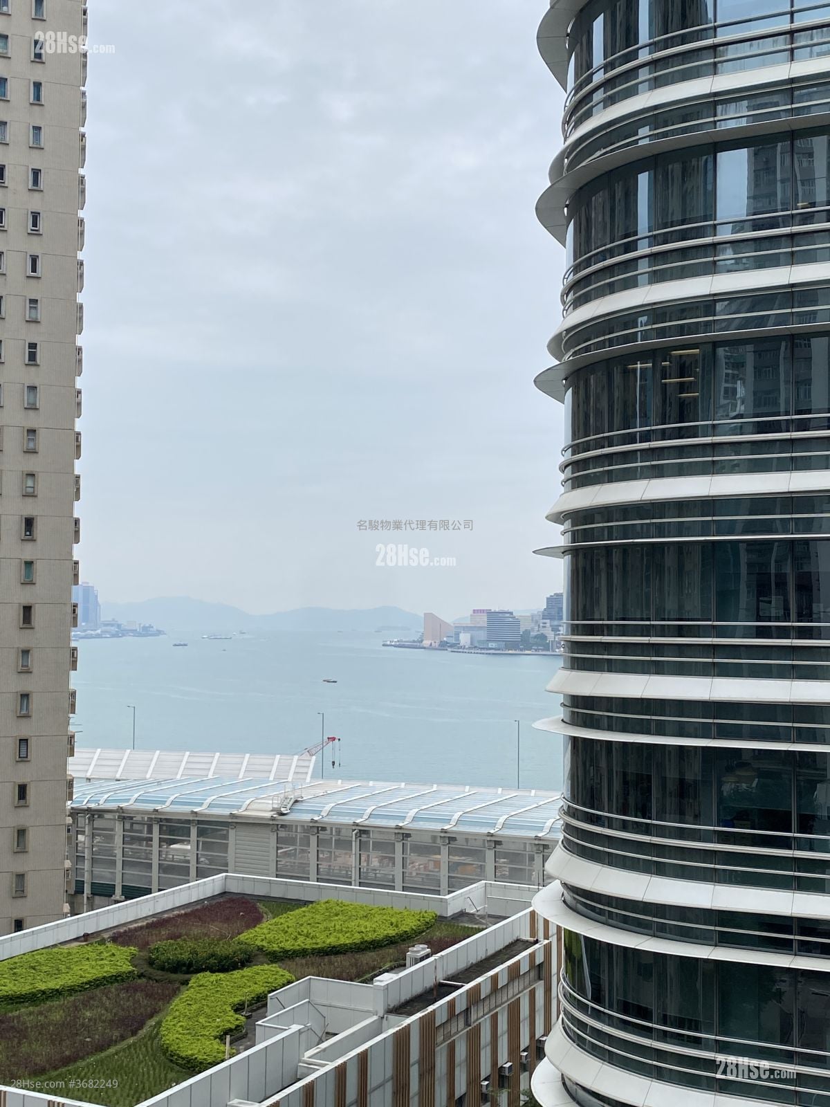 富利来大厦 租盘 1 房 , 1 浴室 225 平方尺