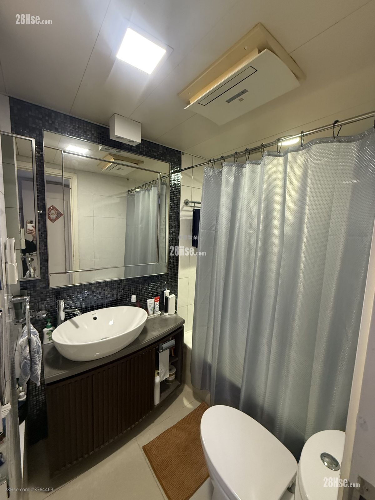 The Capitol Sell 3 Bedrooms , 1 Bathroom 680 ft²