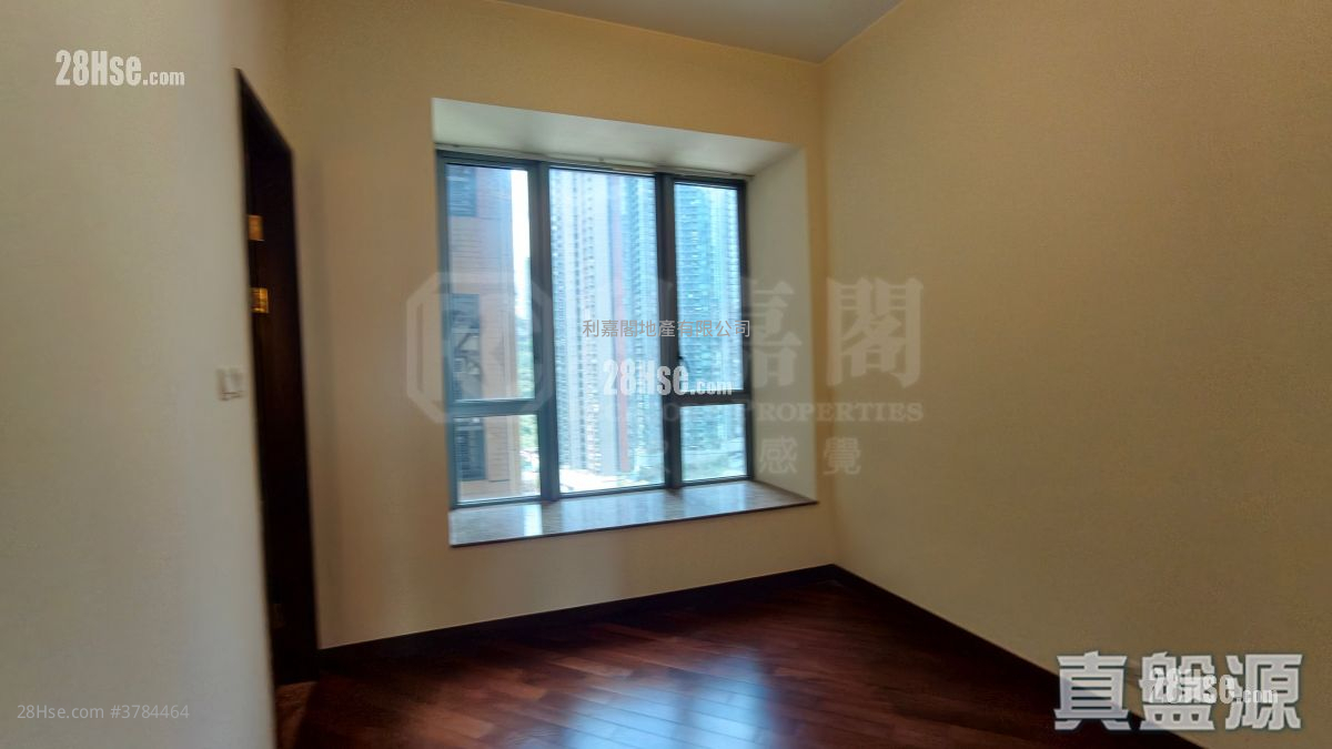 The Palazzo Sell 4 Bedrooms , 4 Bathrooms 1,444 ft²