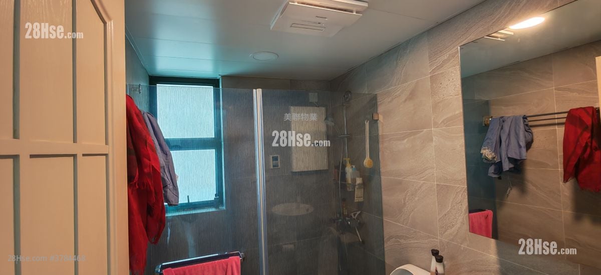 Villa Esplanada Sell 3 Bedrooms , 2 Bathrooms 829 ft²