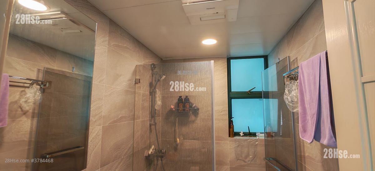 Villa Esplanada Sell 3 Bedrooms , 2 Bathrooms 829 ft²