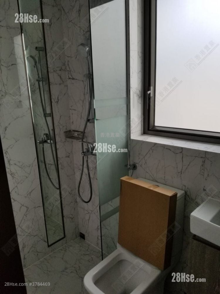 Ava228 Sell 1 Bedroom , 1 Bathroom 249 ft²