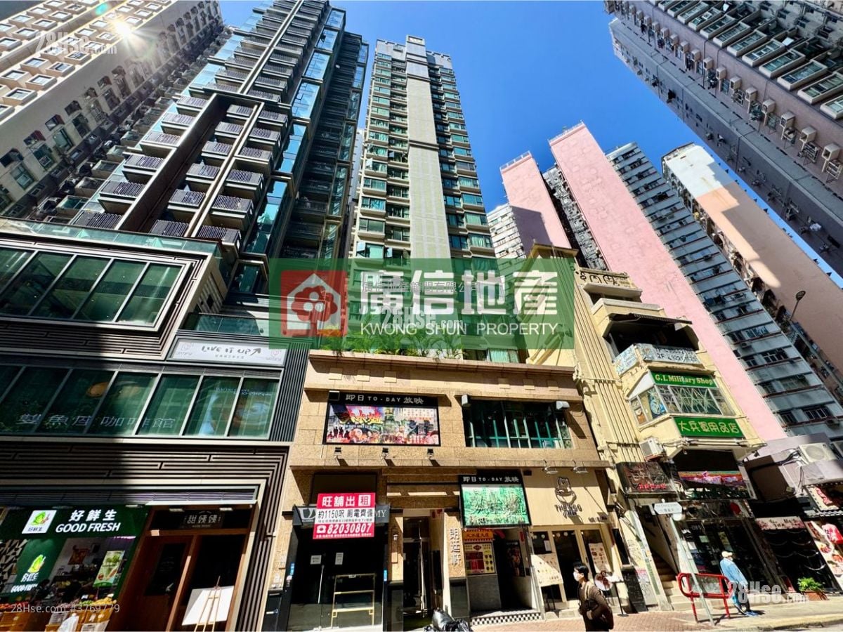 Legend Court Sell 2 Bedrooms , 1 Bathroom 307 ft²