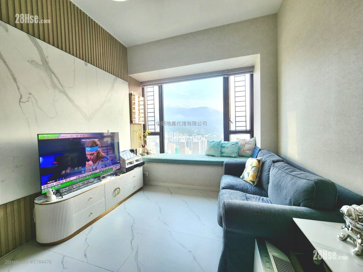 Chelsea Court Sell 2 Bedrooms , 1 Bathroom 452 ft²