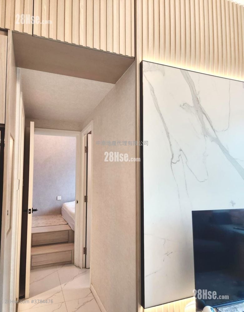 Chelsea Court Sell 2 Bedrooms , 1 Bathroom 452 ft²