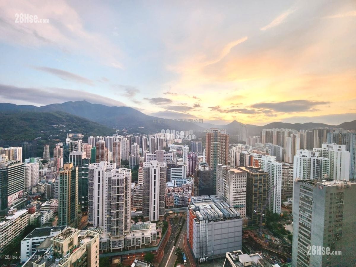 Chelsea Court Sell 2 Bedrooms , 1 Bathroom 452 ft²