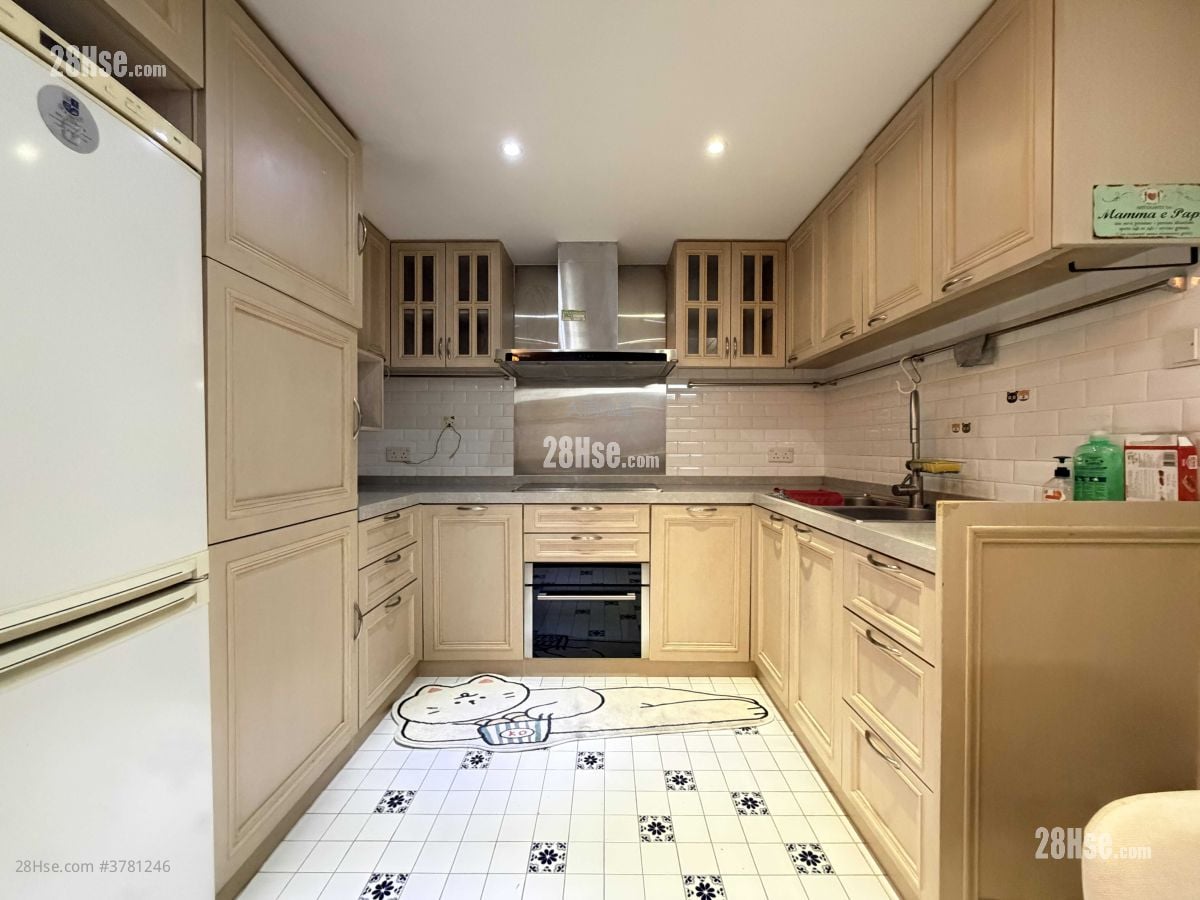 Mei Foo Sun Chuen Rental 2 Bedrooms , 2 Bathrooms 752 ft²