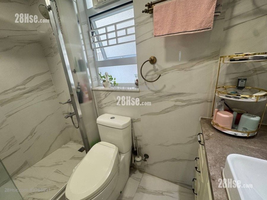 海逸豪园 售盘 4 房 , 2 浴室 1,091 平方尺