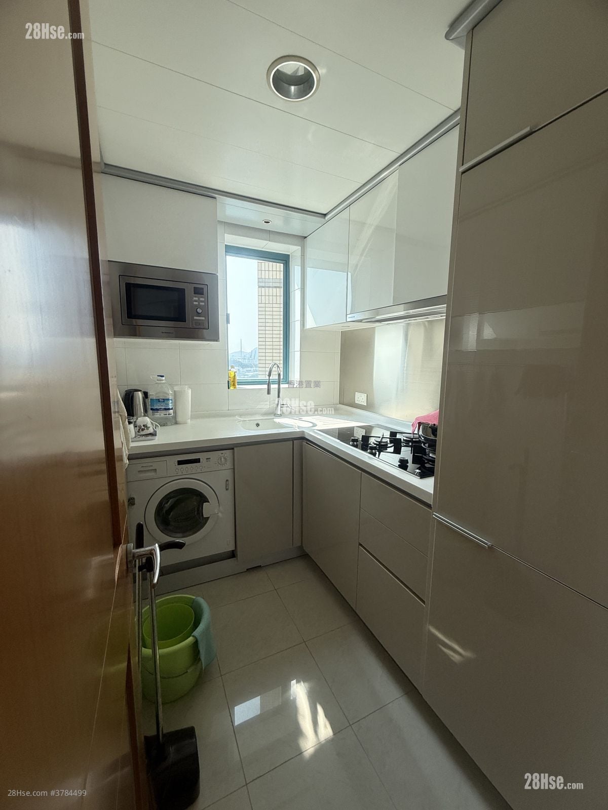 The Long Beach Rental 2 Bedrooms , 1 Bathroom 560 ft²