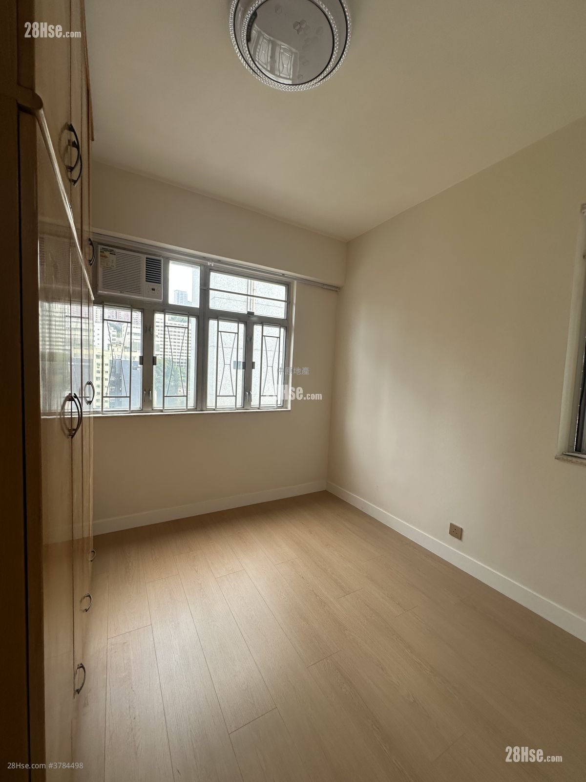 Mayson Garden Building Sell 2 Bedrooms 440 ft²