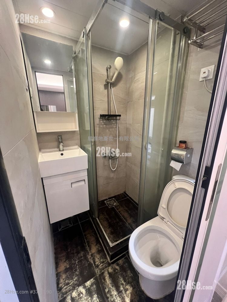 Kimbry Court Rental Studio , 1 Bathroom 160 ft²