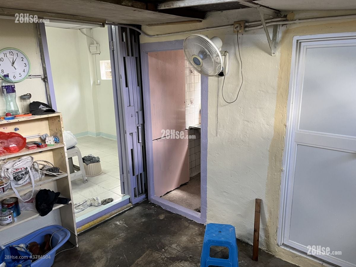 Yai Kei Ling Tsuen Rental 2 Bedrooms , 1 Bathroom 400 ft²