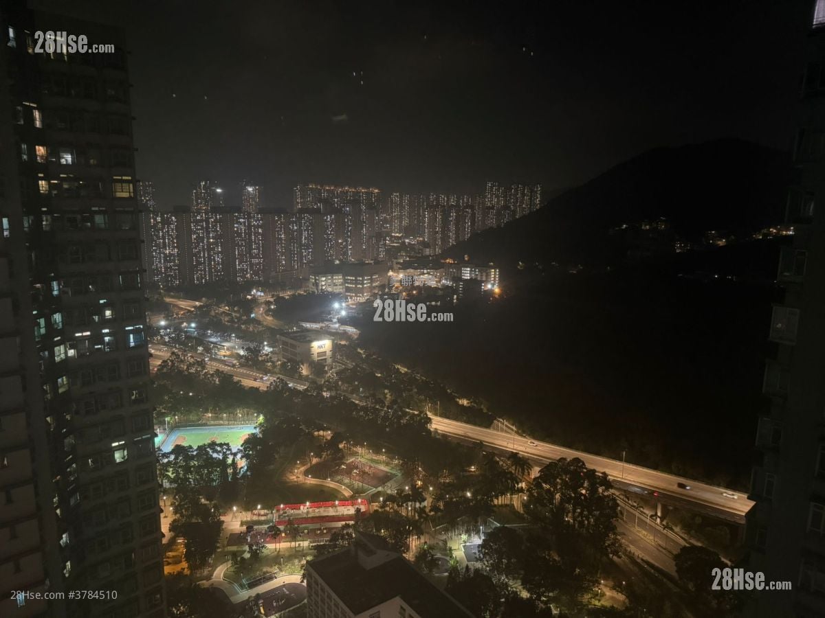 新都城 售盘 3 房 , 1 浴室 701 平方尺