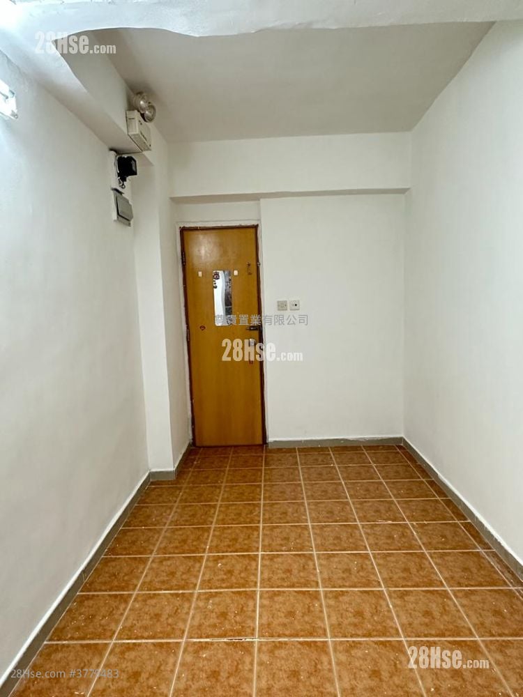 名堂大楼 租盘 开放式间隔 , 1 浴室 180 平方尺