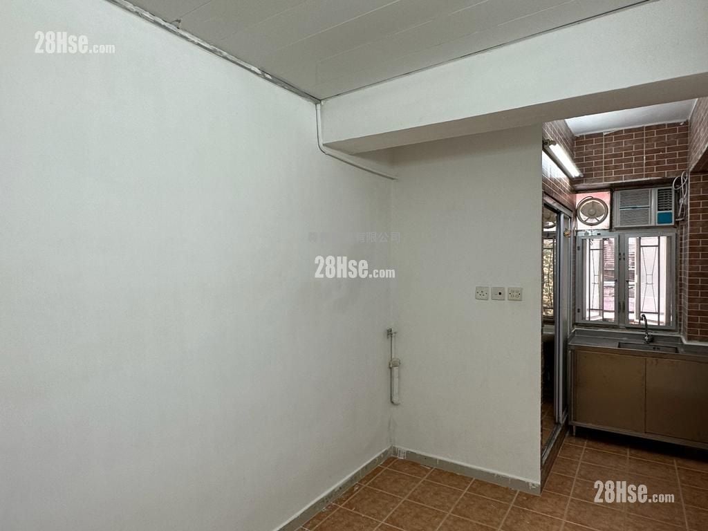 名堂大楼 租盘 开放式间隔 , 1 浴室 180 平方尺