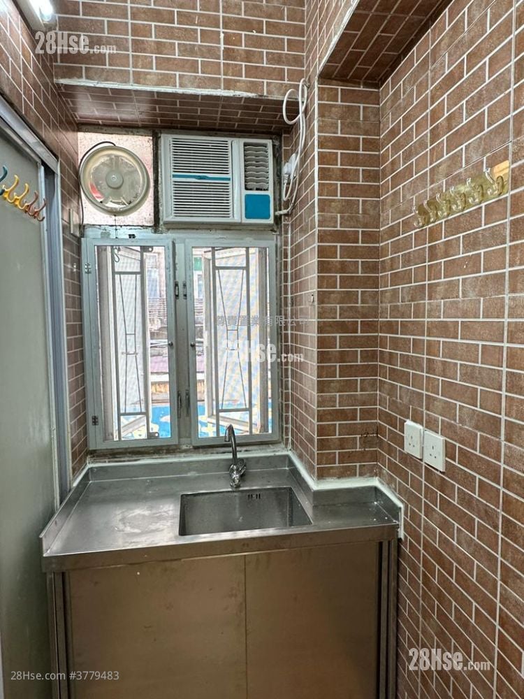 名堂大楼 租盘 开放式间隔 , 1 浴室 180 平方尺