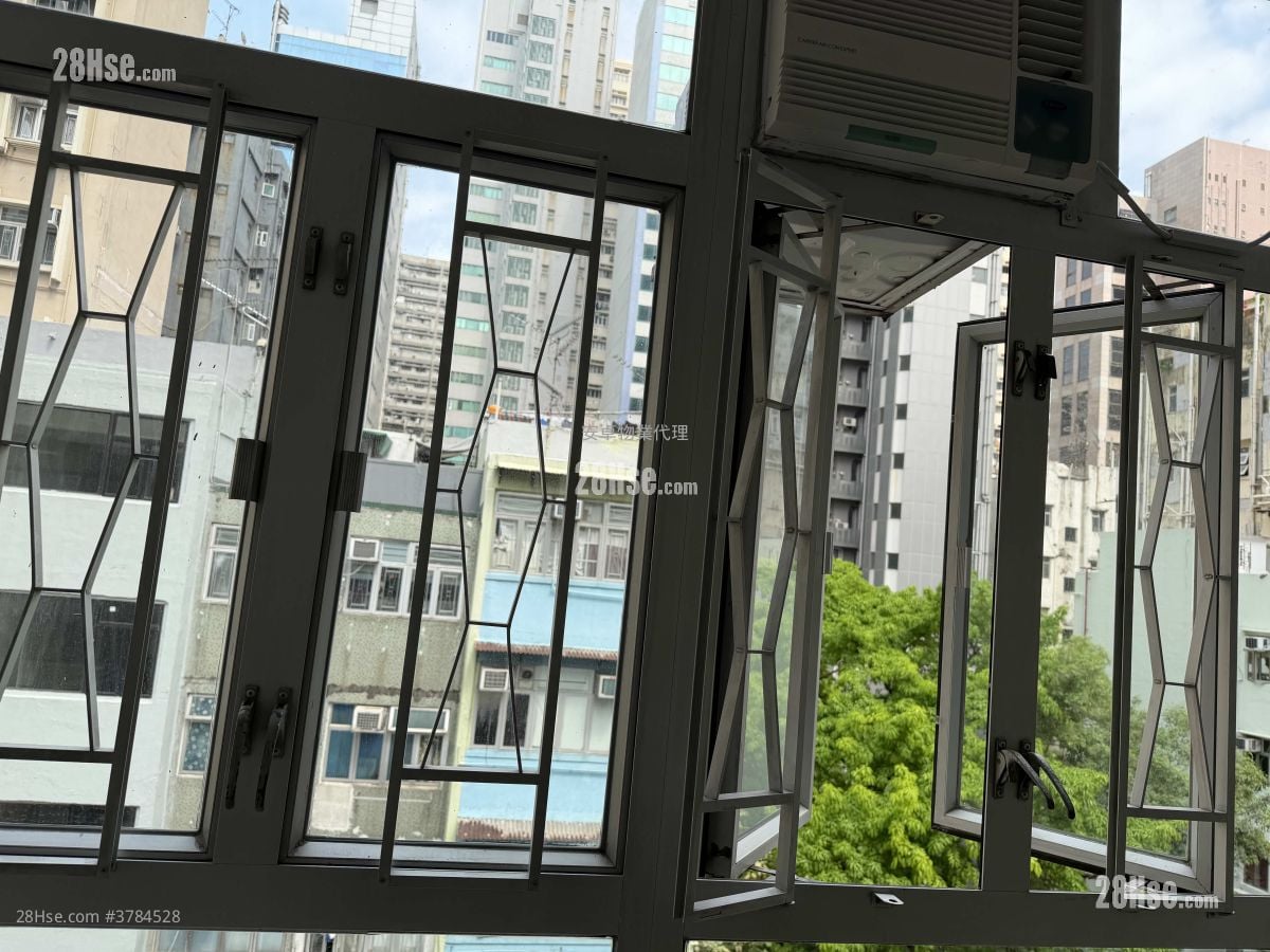 Chinese Mansion Sell 2 Bedrooms , 1 Bathroom 497 ft²