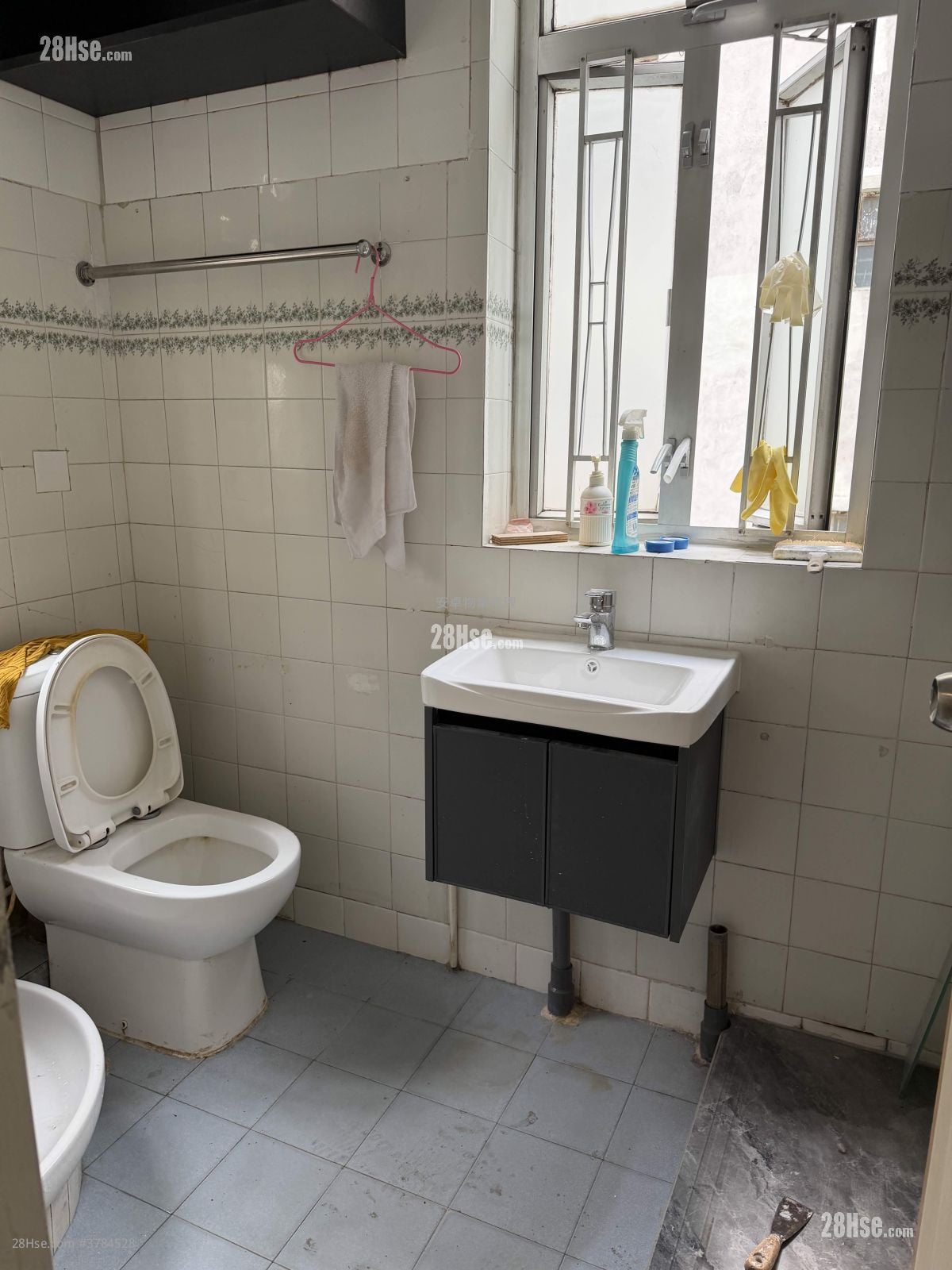 Chinese Mansion Sell 2 Bedrooms , 1 Bathroom 497 ft²