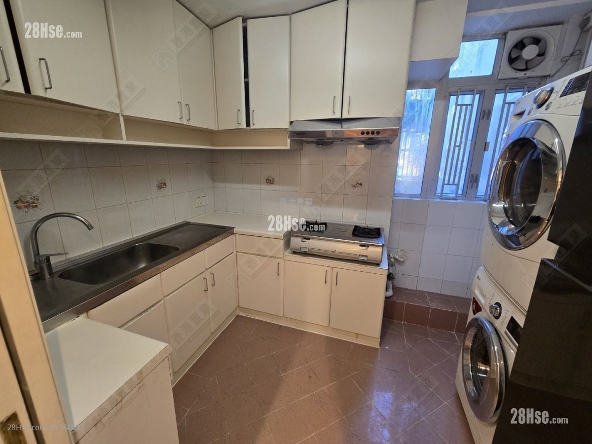 Taikoo Shing Sell 2 Bathrooms 1,184 ft²