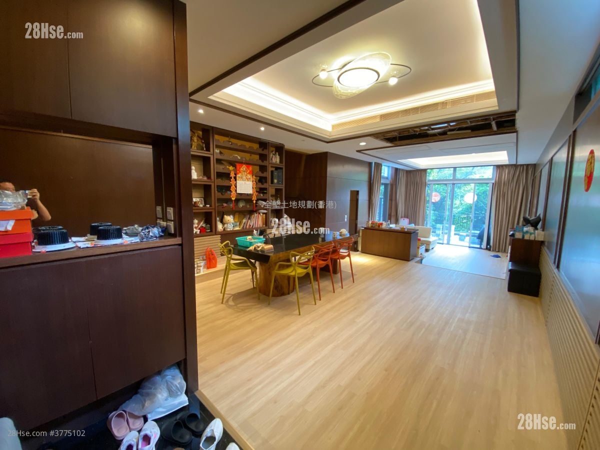 The Giverny Sell 4 Bedrooms , 2 Bathrooms 2,077 ft²