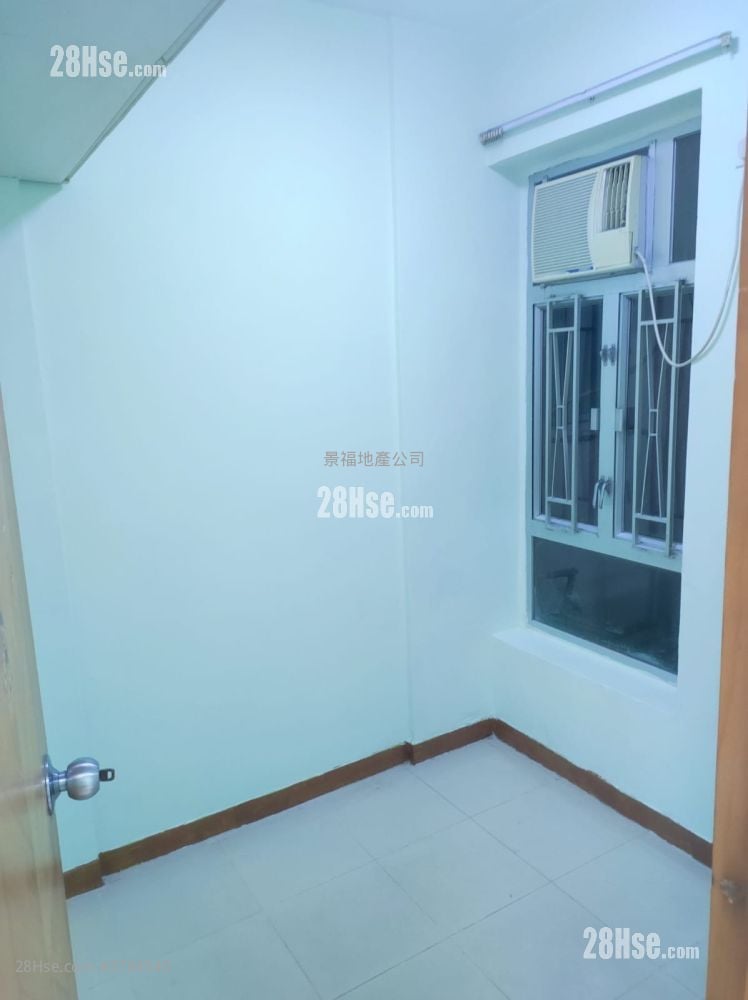 Cheong Lok Mansion Sell 2 Bedrooms 310 ft²