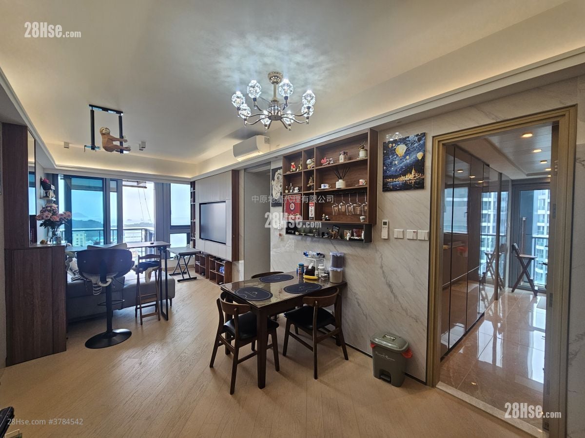 Grand Victoria Sell 2 Bedrooms , 3 Bathrooms 977 ft²