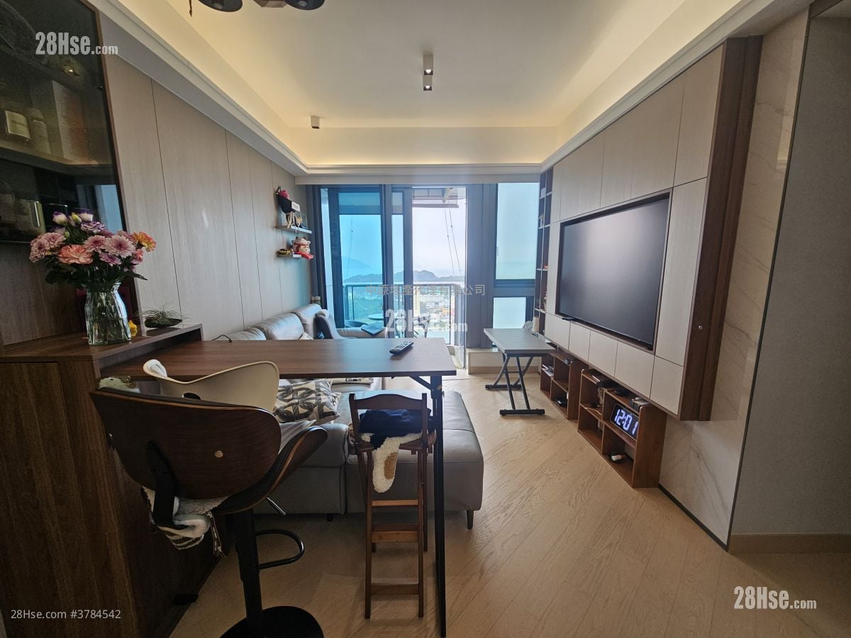 Grand Victoria Sell 2 Bedrooms , 3 Bathrooms 977 ft²