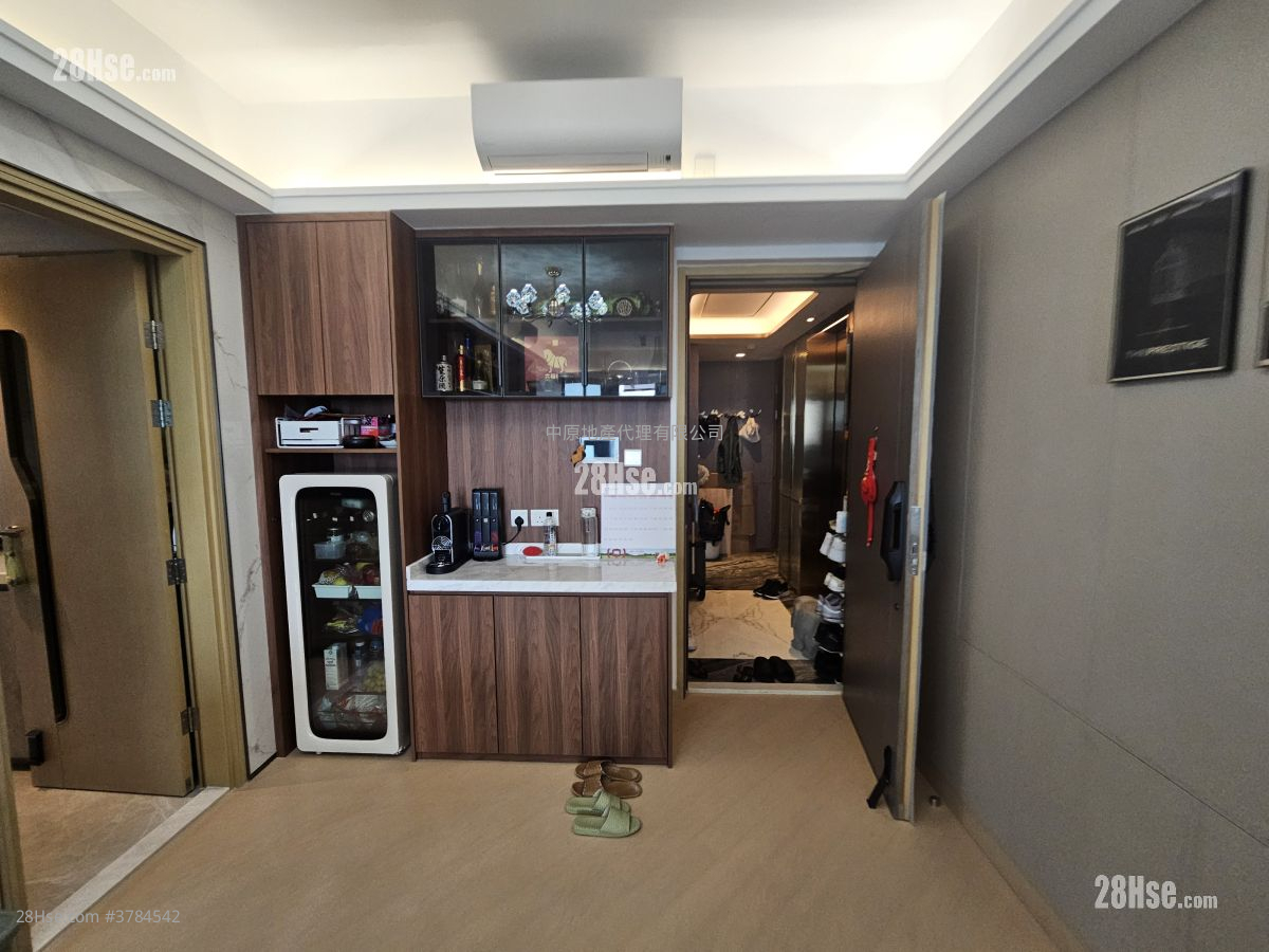 Grand Victoria Sell 2 Bedrooms , 3 Bathrooms 977 ft²