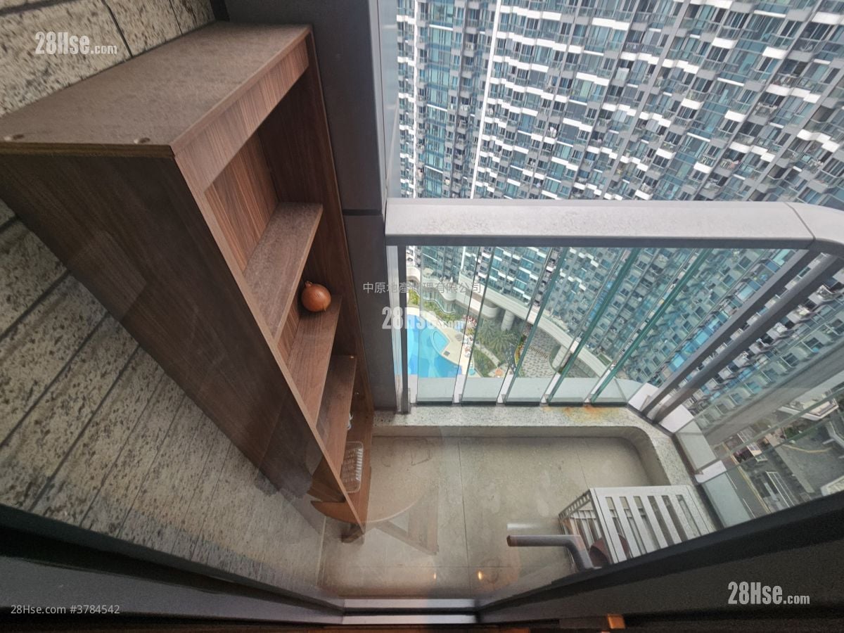 Grand Victoria Sell 2 Bedrooms , 3 Bathrooms 977 ft²