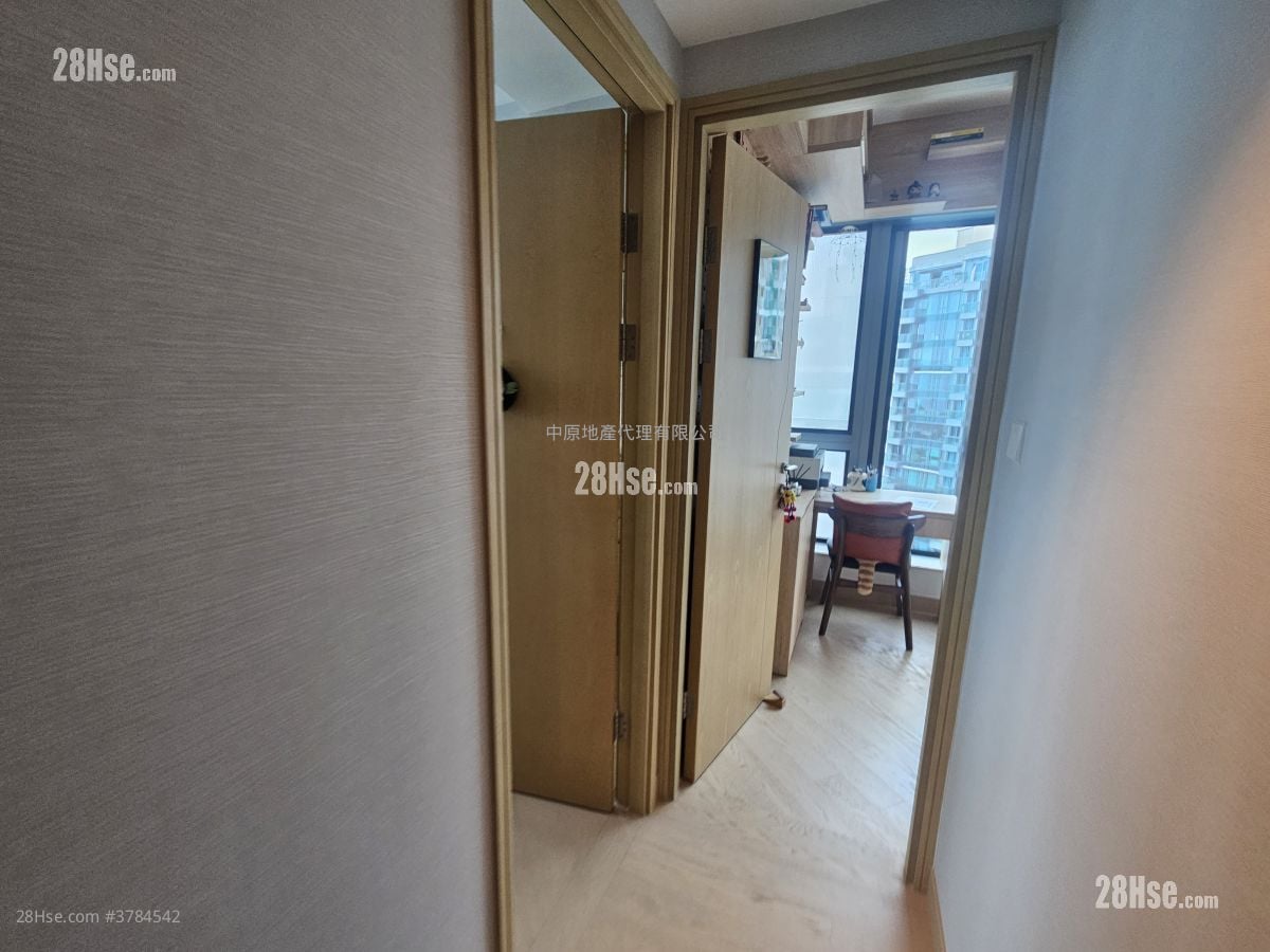 Grand Victoria Sell 2 Bedrooms , 3 Bathrooms 977 ft²