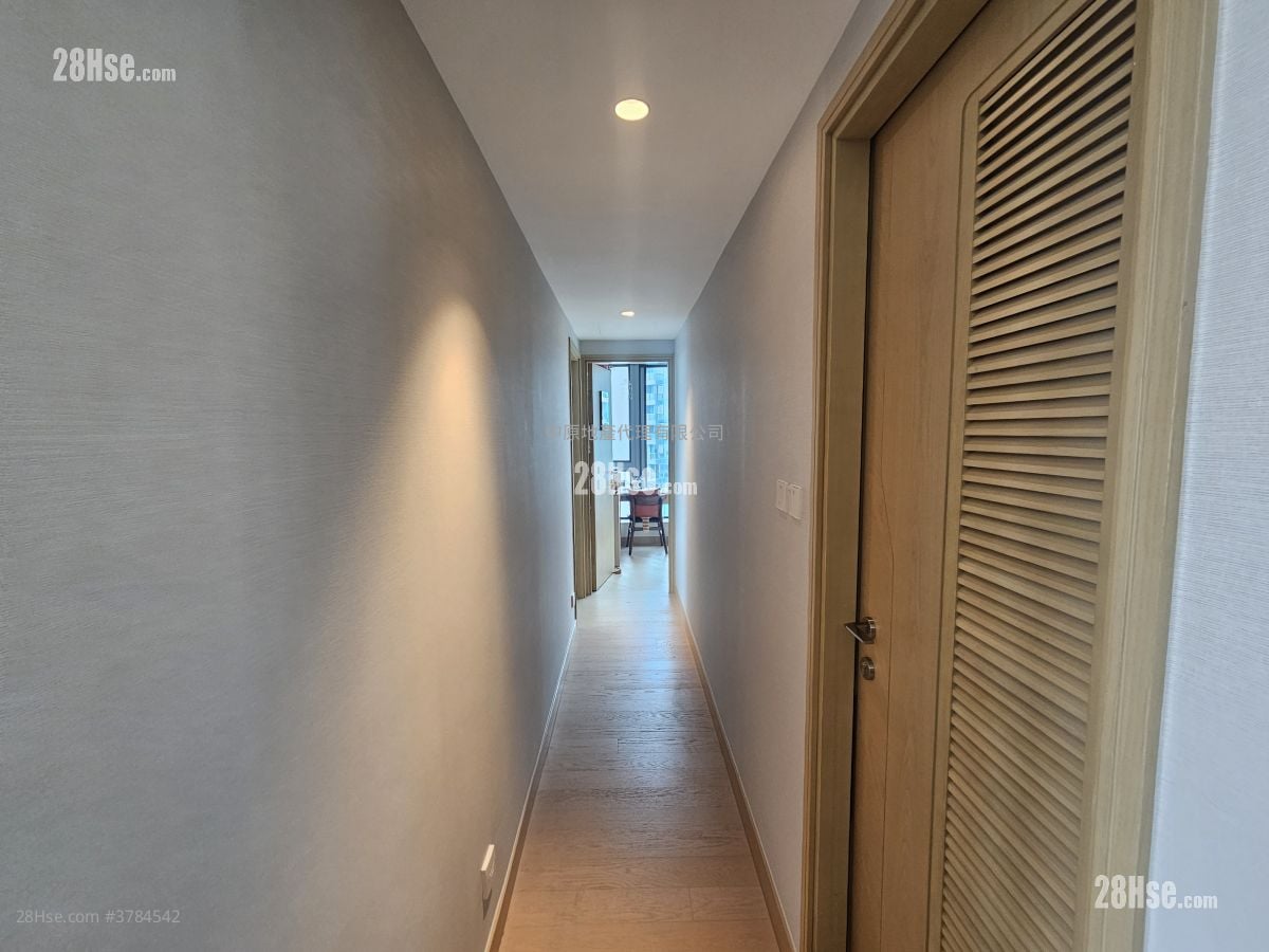 Grand Victoria Sell 2 Bedrooms , 3 Bathrooms 977 ft²