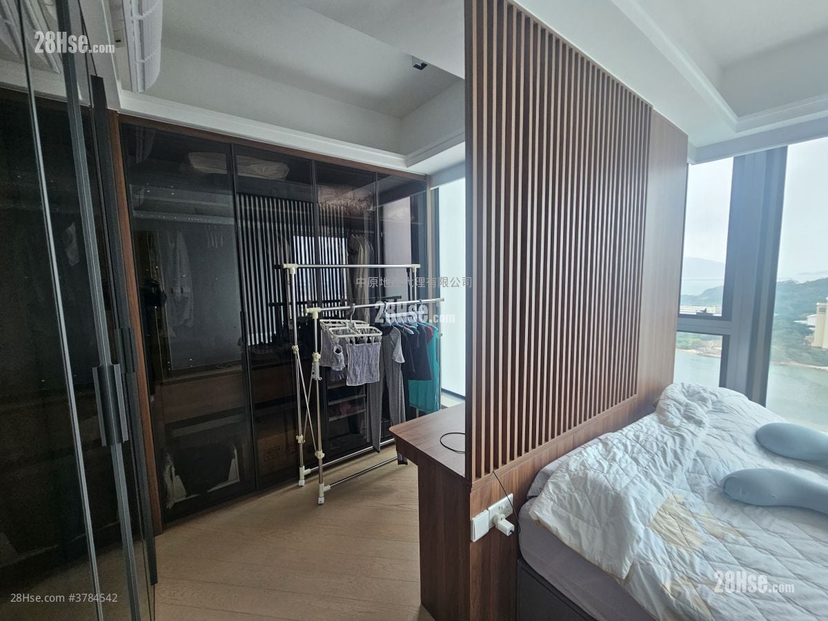 Grand Victoria Sell 2 Bedrooms , 3 Bathrooms 977 ft²