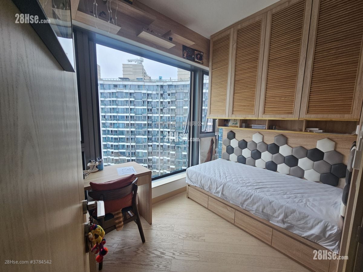 Grand Victoria Sell 2 Bedrooms , 3 Bathrooms 977 ft²