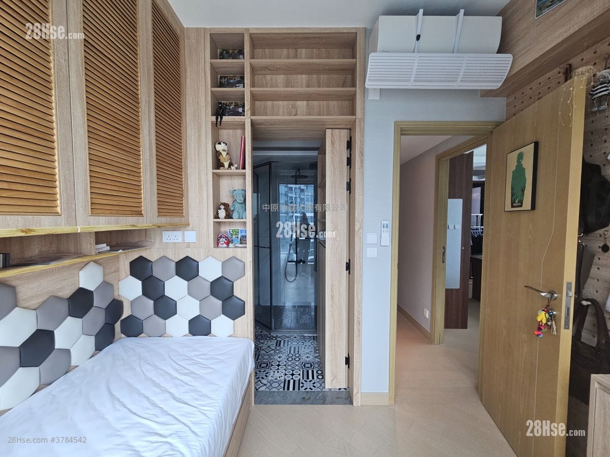 Grand Victoria Sell 2 Bedrooms , 3 Bathrooms 977 ft²