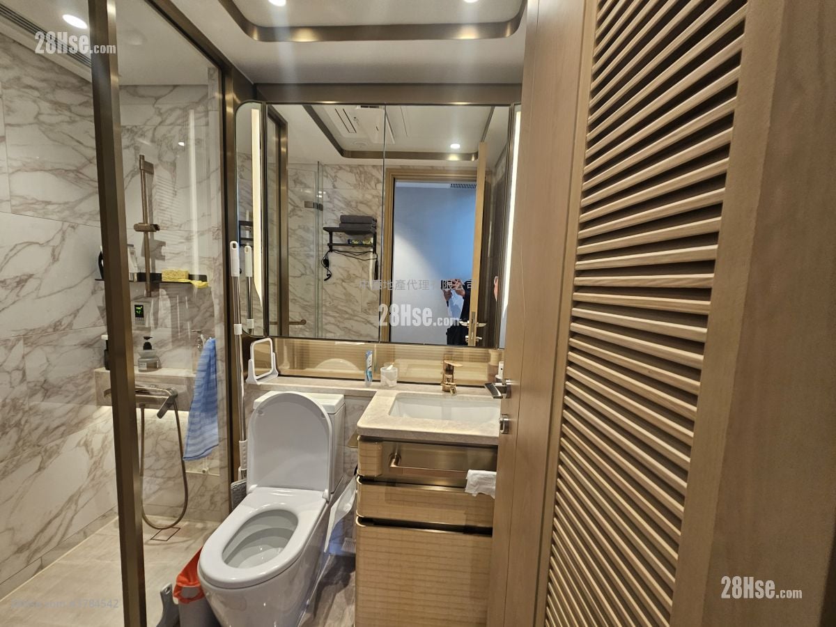 Grand Victoria Sell 2 Bedrooms , 3 Bathrooms 977 ft²