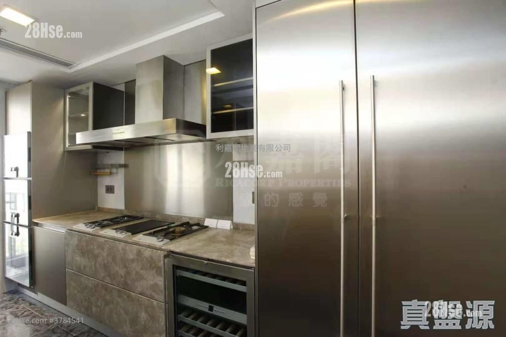 君珀 售盘 3 房 , 3 浴室 1,487 平方尺