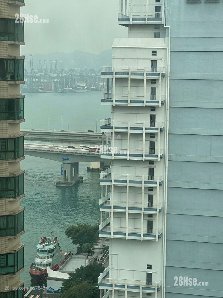 Grand Horizon Rental 2 Bedrooms 503 ft²