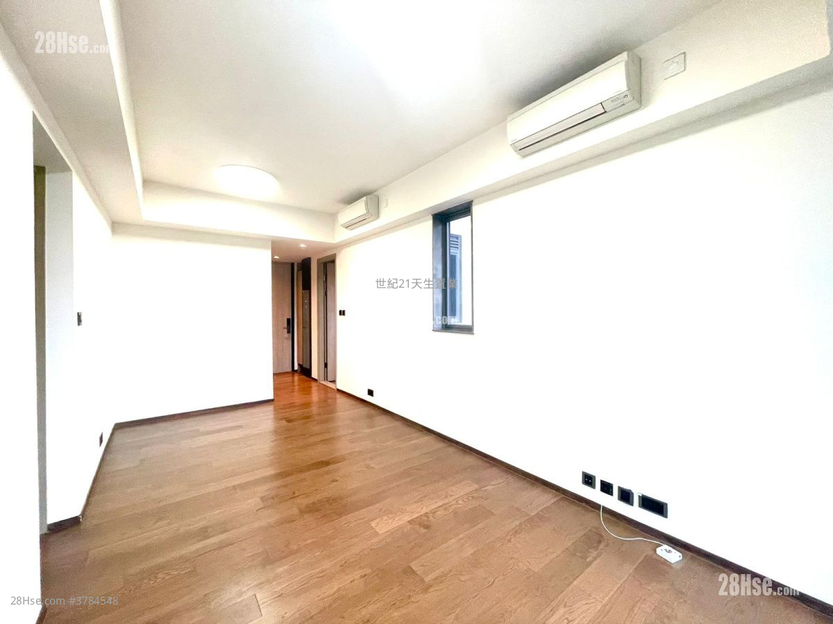 Le Pont Sell 3 Bedrooms , 2 Bathrooms 738 ft²